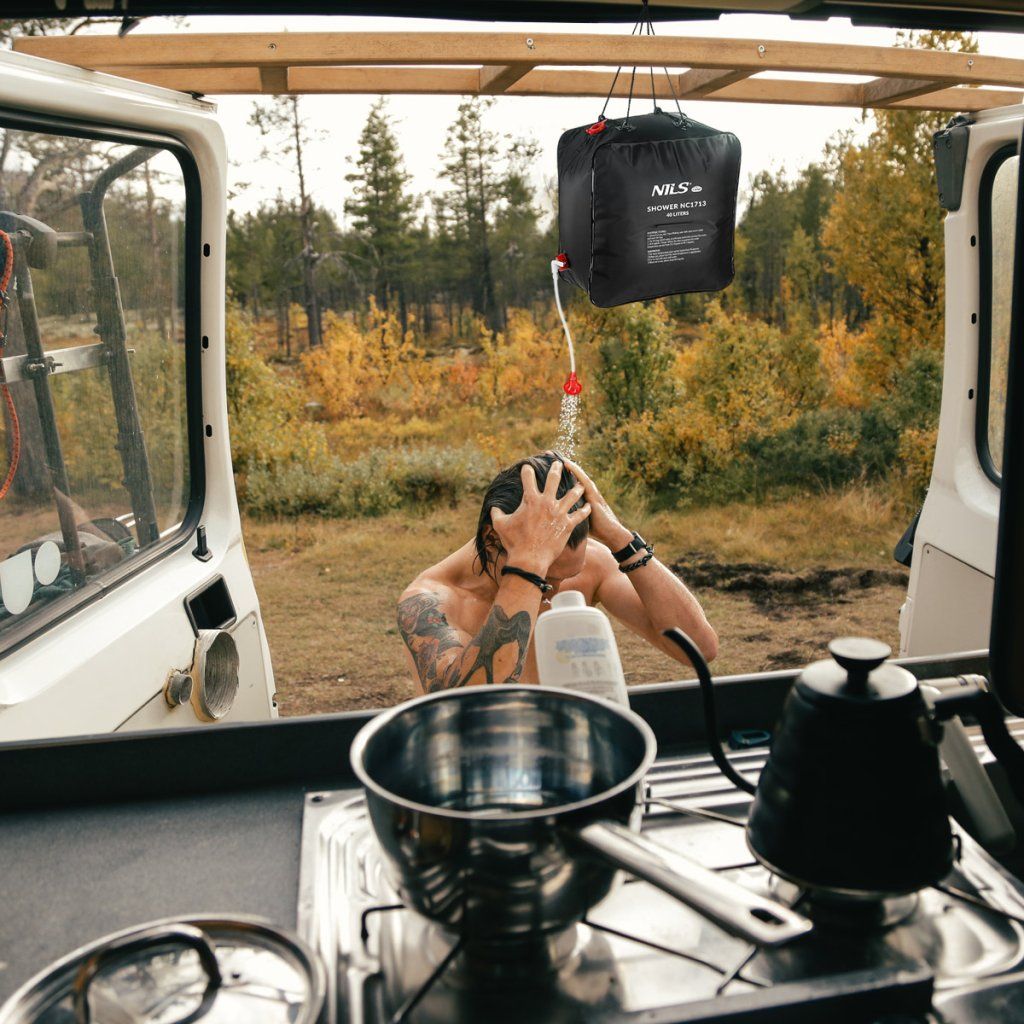 Kempingová solární sprcha NILS CAMP 40L